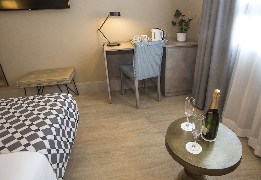 Premium Double Room - Photo 5