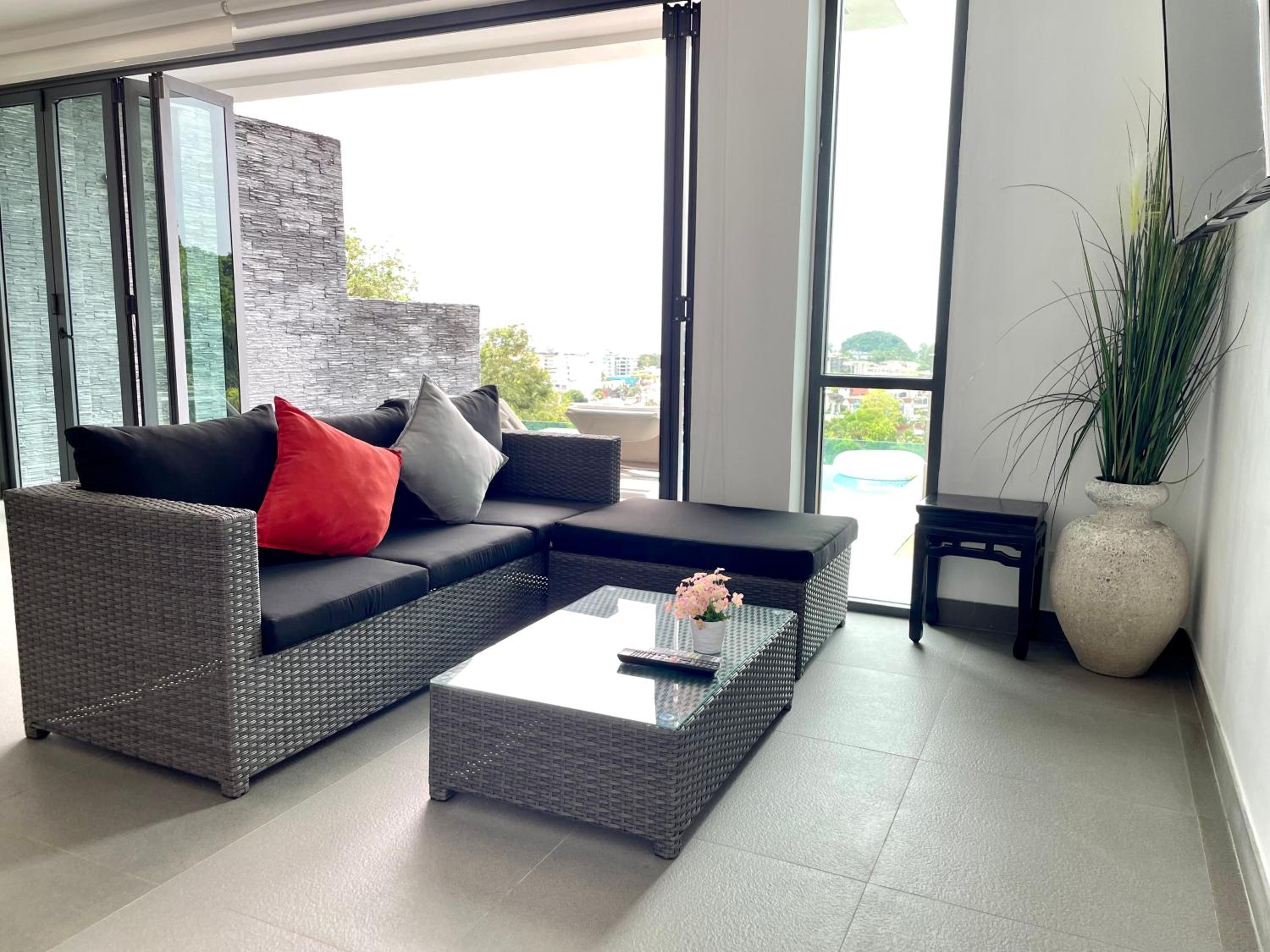 Villa with Sea View