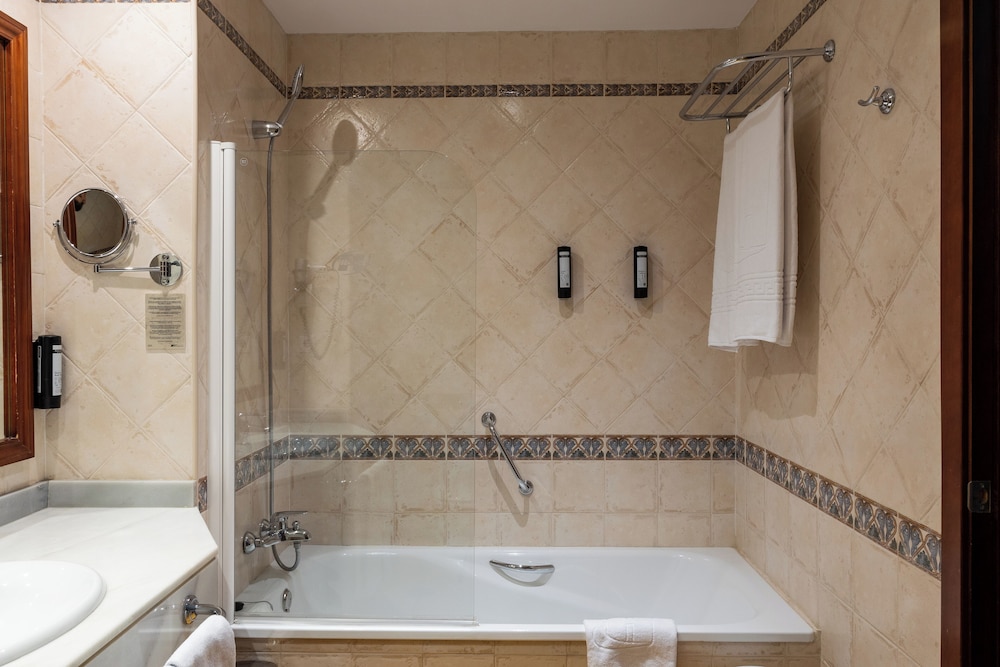 Classic Double Room, Garden View ((2 adults)) - Photo 4