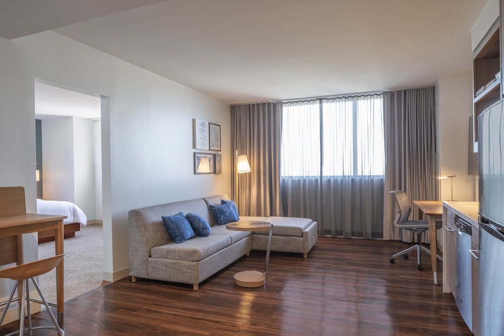 Suite, 1 Bedroom (Mobility Accessible, Tub) photo 3