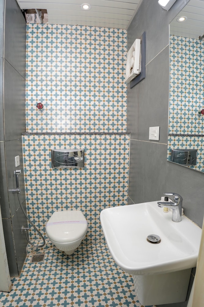 Executive Twin Room - Photo 4