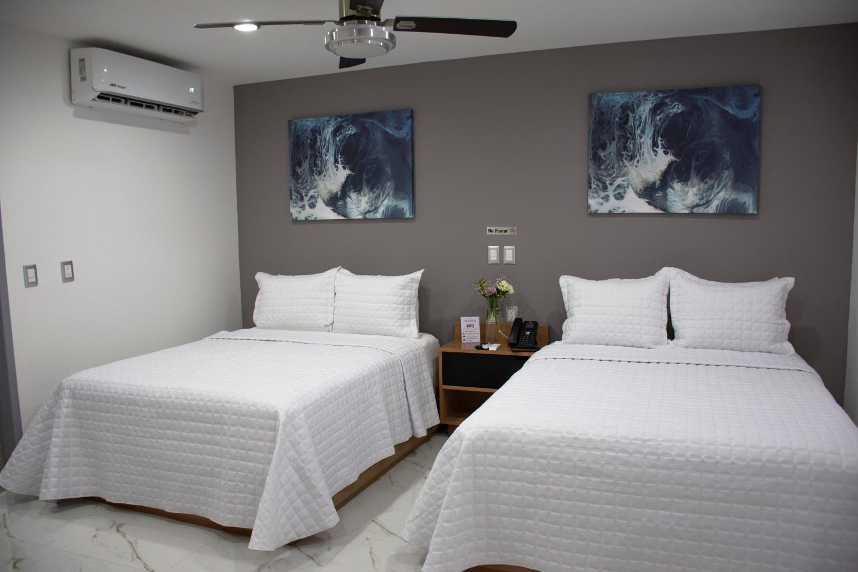 Standard Twin Room