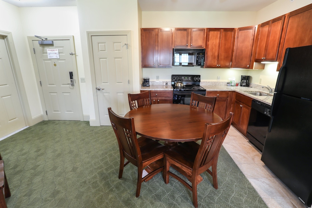Suite, 1 Bedroom, Jetted Tub (Kaatskill Mountain Club) photo 3