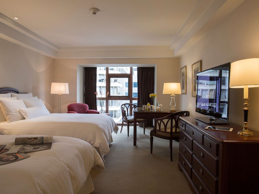 Premier Room, 2 Double Beds - Photo 2