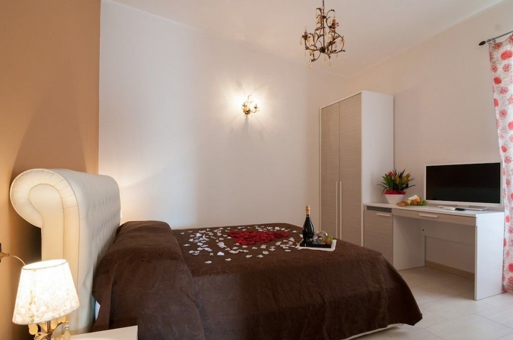 Deluxe Double Room, Balcony photo 1