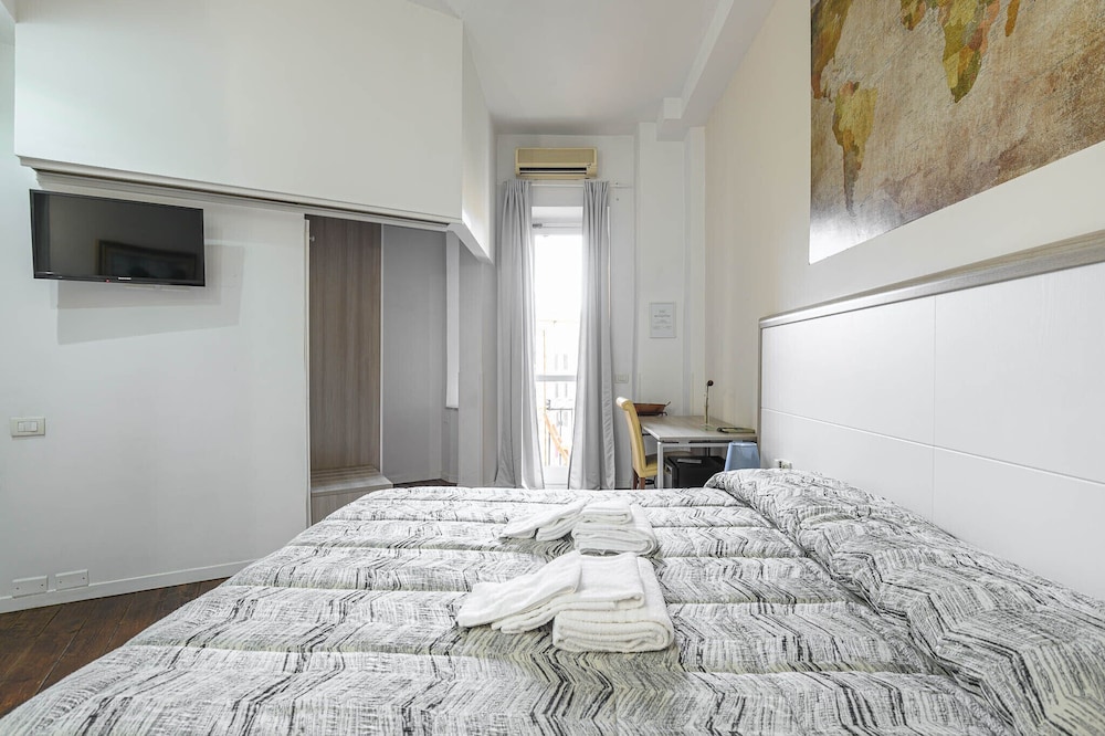 Luxury Double or Twin Room, 1 Queen Bed, Balcony, Garden Area