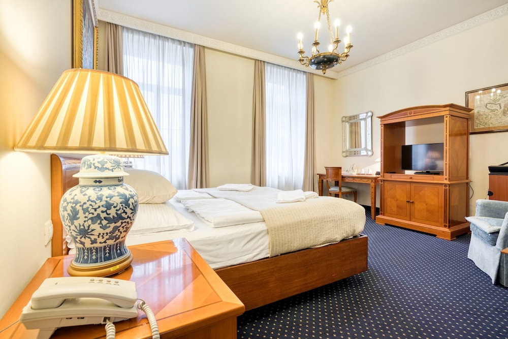 Executive Studio Suite - Photo 3