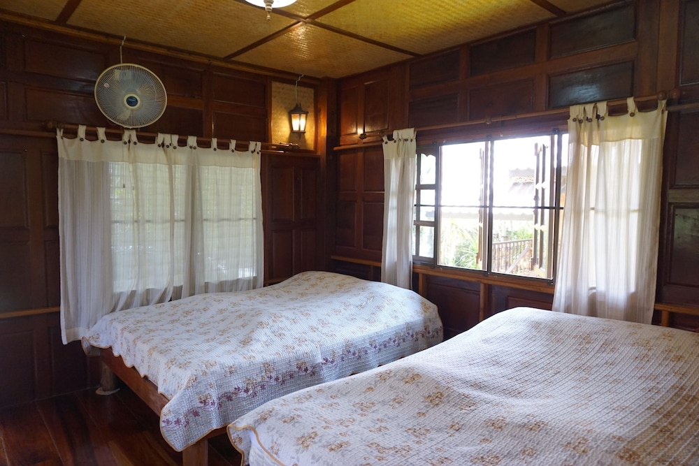 Standard Room photo 2