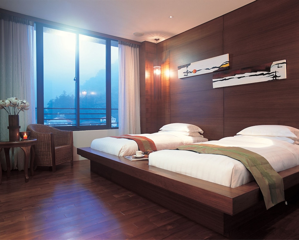 Deluxe Twin Room, 2 Twin Beds photo 3