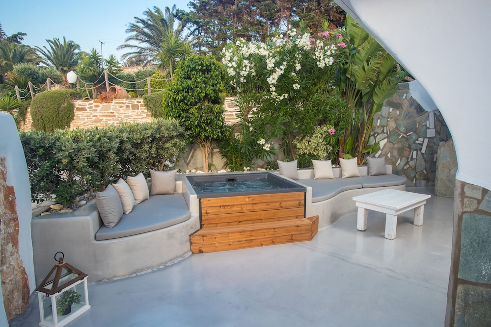 Comfort Suite (Outdoor Spa Bath) - Photo 5