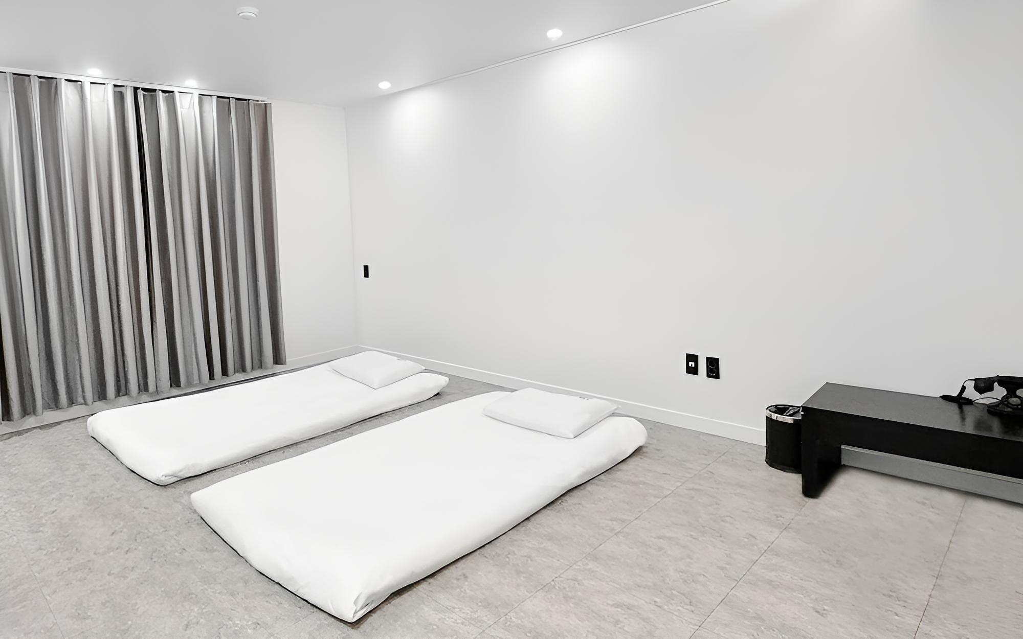 Room (Deluxe Korean-style room (for 2 peopl) photo 3