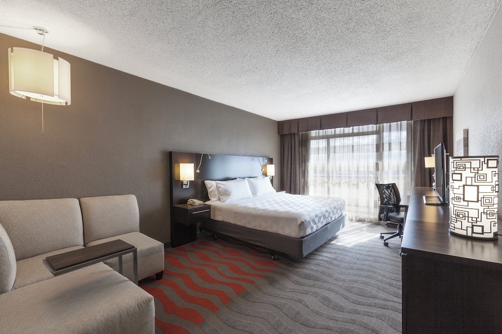 Executive Room, 1 King Bed, Balcony (Standard) - Photo 3