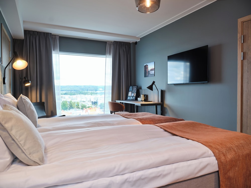 Standard Double Room - Photo 8