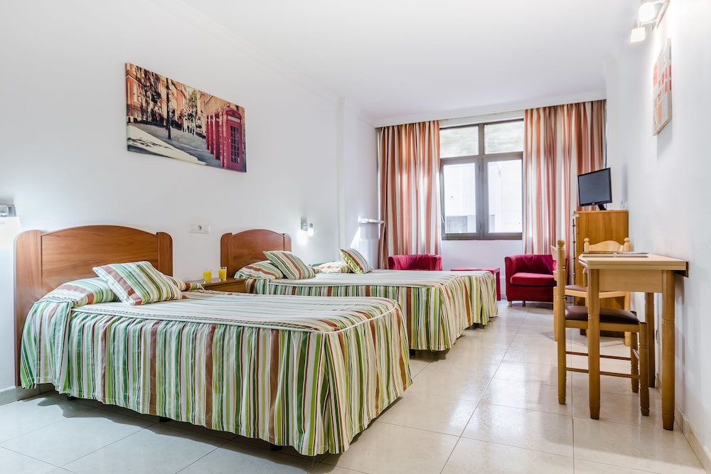 Triple Room, Kitchen