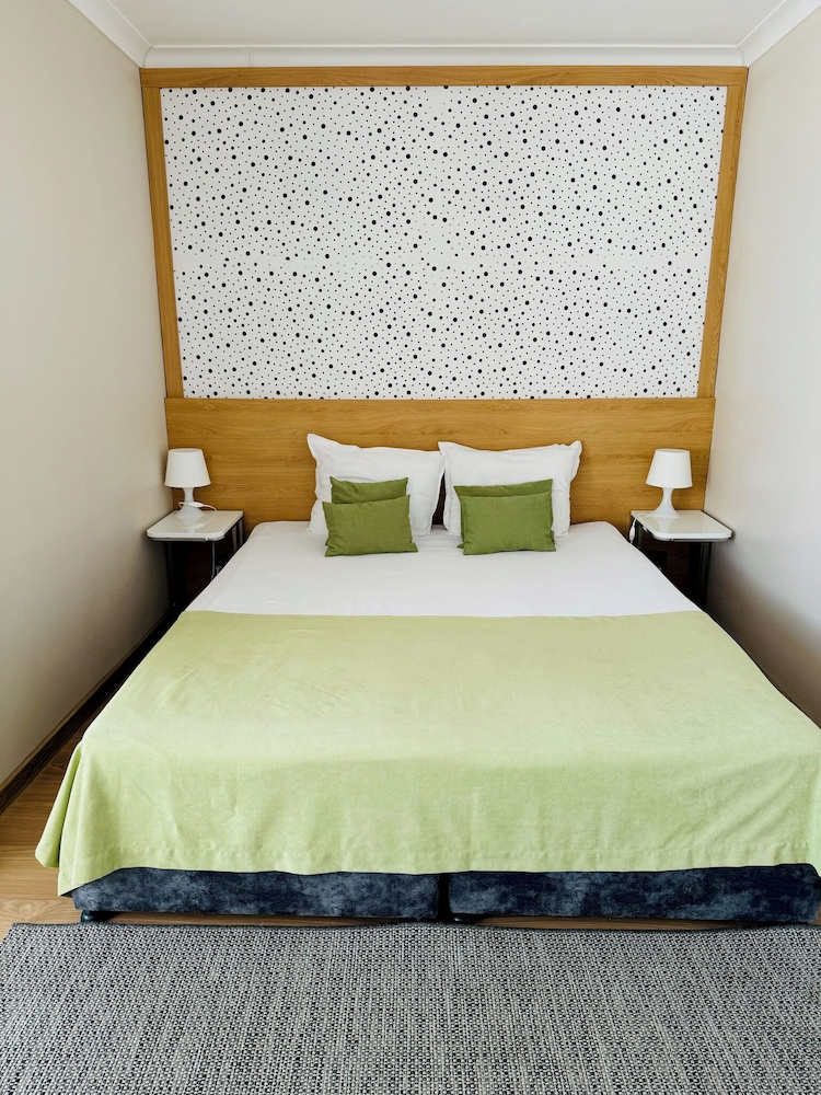 Standard Double or Twin Room photo 3