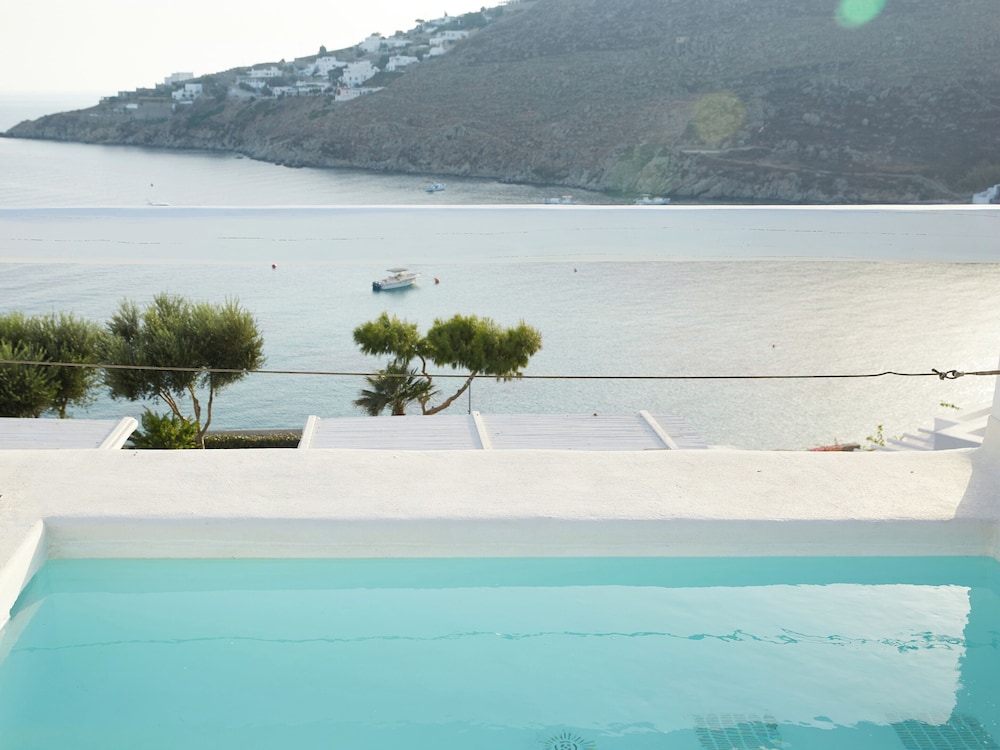 Deep Blu with Private Pool - Photo 7