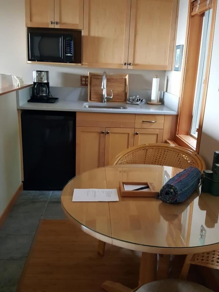 Luxury Suite, Ensuite, Sea View (Whale Song Suite) photo 3