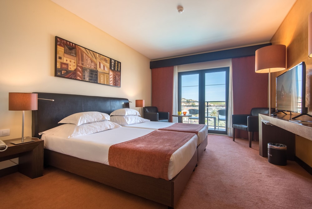 Twin Room (Single Use)