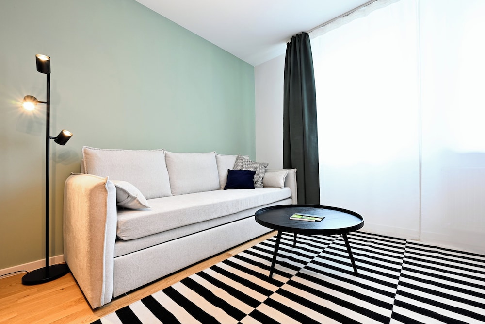Apartment photo 1