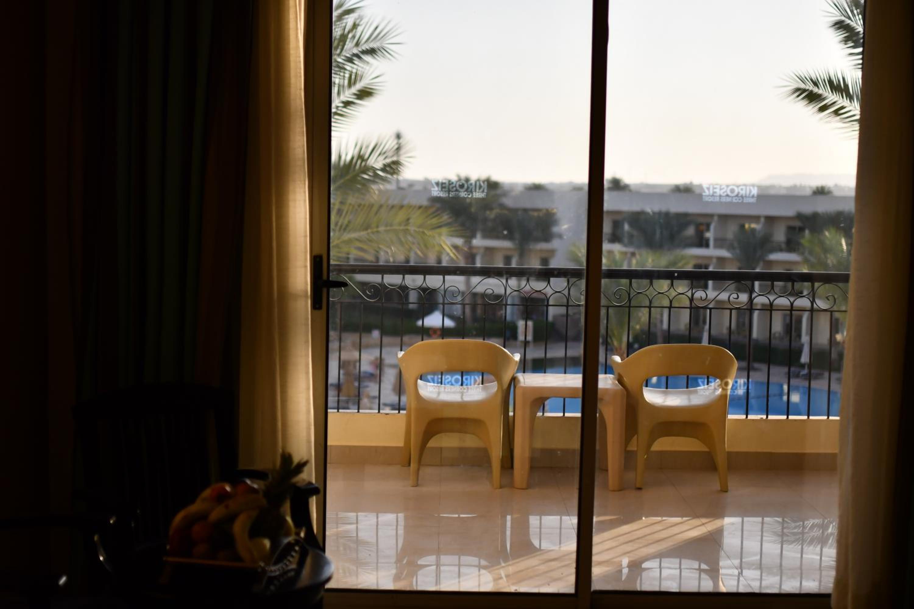 Superior Double Room (2 Adults +2 Child) - Photo 6