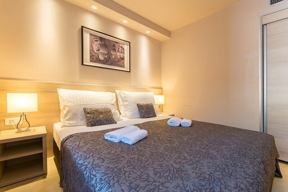 Apartment, Pool Access, Sea View