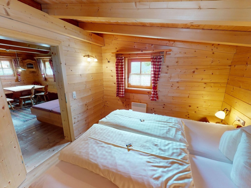 Classic Chalet, 2 Bedrooms photo 1