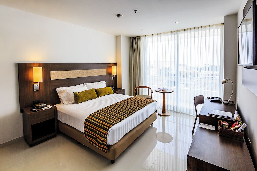 Standard Room, 1 King Bed