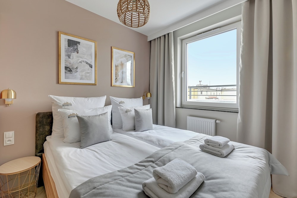 Family Apartment, 2 Bedrooms (213) - Photo 3