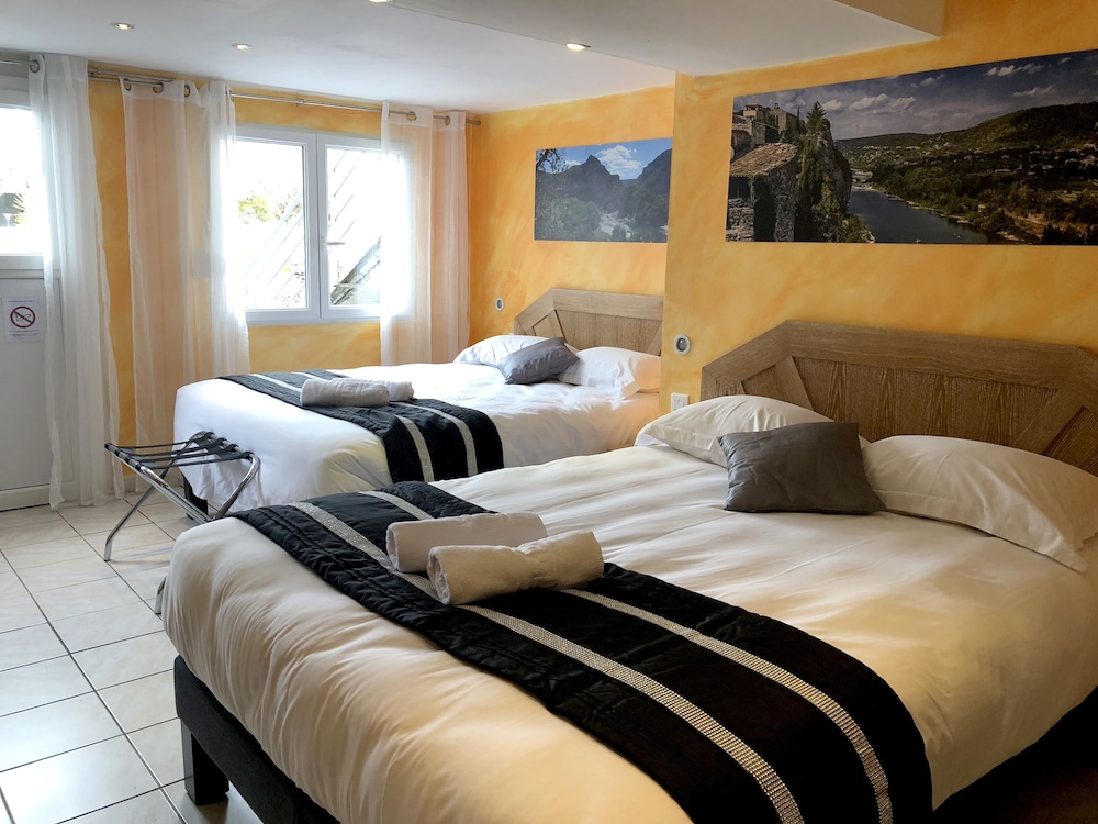Comfort Triple Room