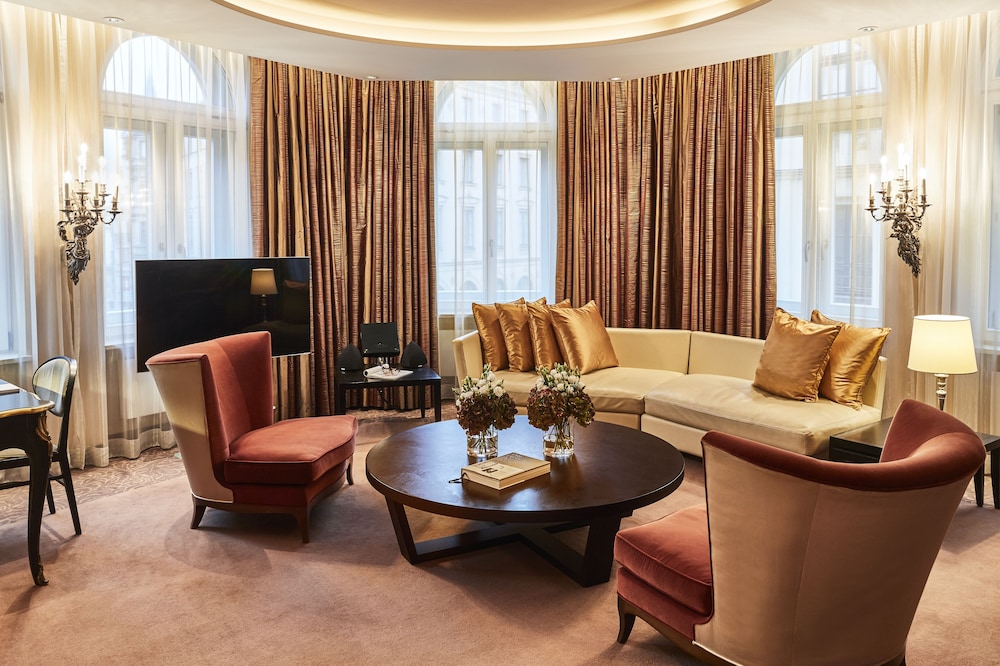 Presidential Suite, 2 Bedrooms (Ludwig)