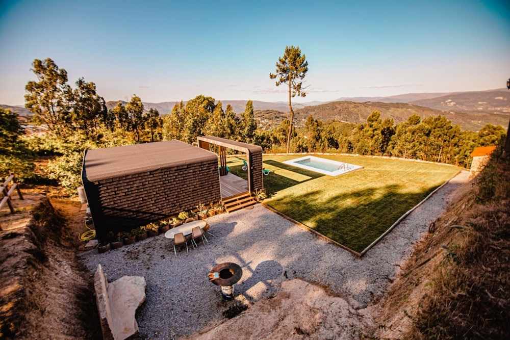 Villa, Smoking photo 1