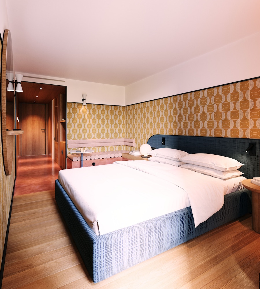 Classic Double or Twin Room, Courtyard View (Urban Pateo Room)