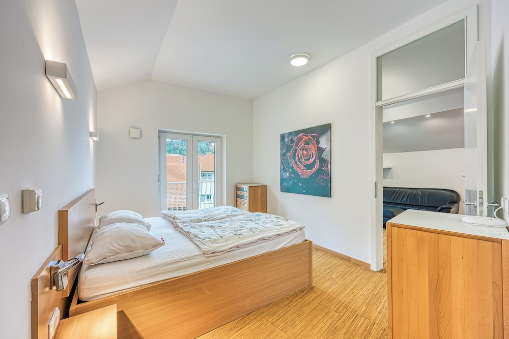 Family Apartment, 1 Bedroom, Mountainside (Wellness Suite Rose) photo 1