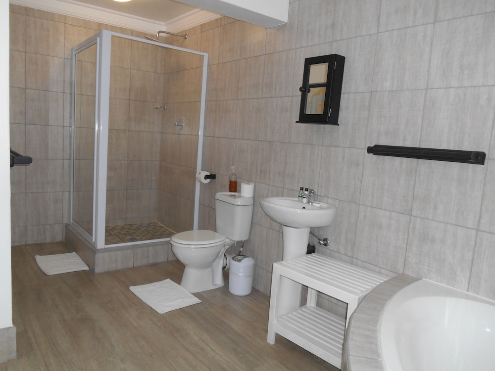 Deluxe Double Room, 1 Bedroom photo 3