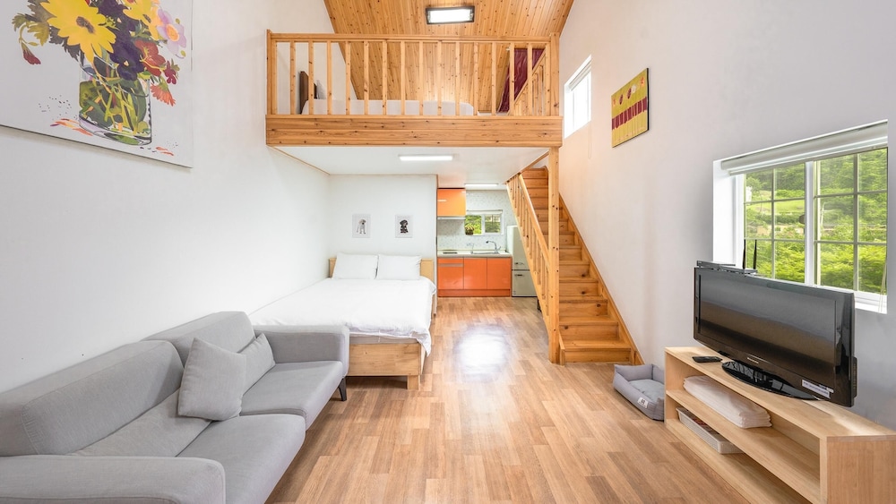 Basic Room, 1 Bedroom (Gae nari) - Photo 1