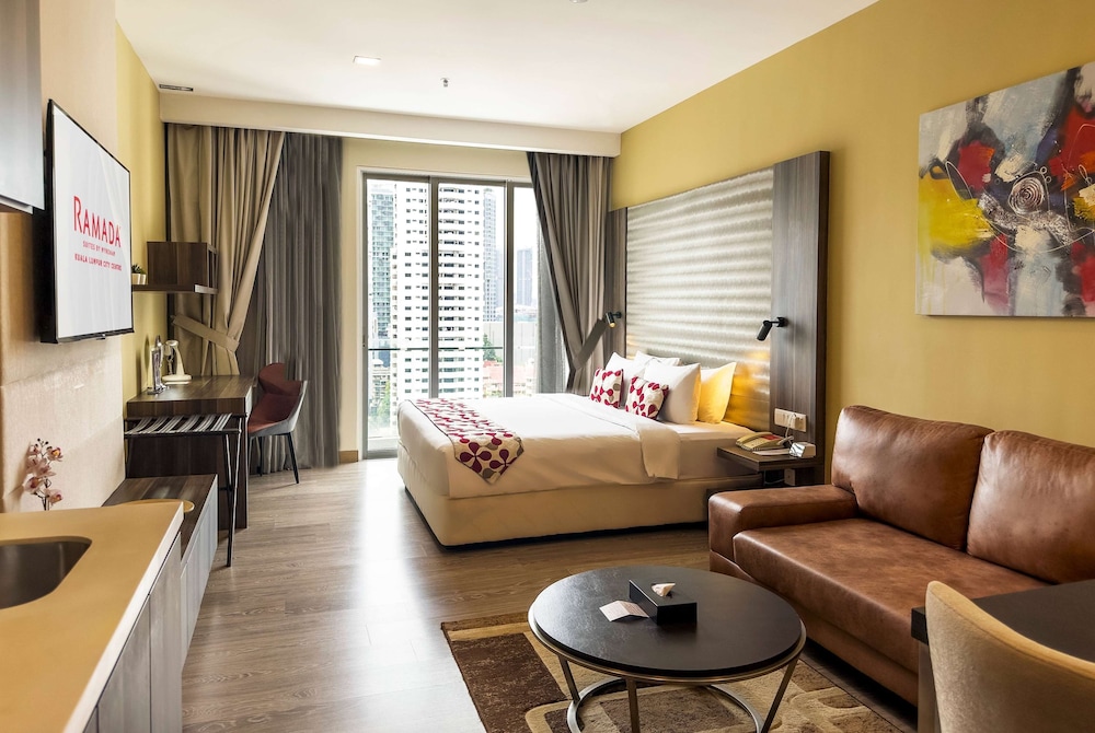 Executive Studio Suite, 1 King Bed, Non Smoking