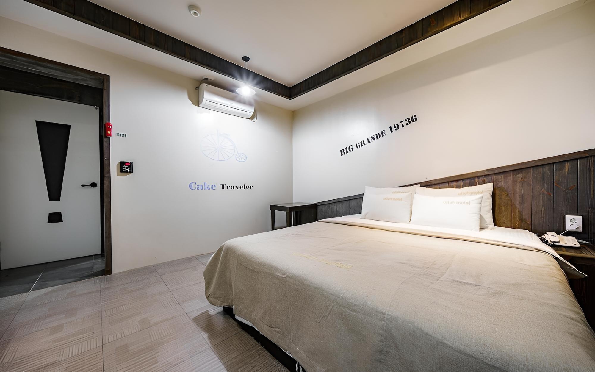 Room (Standard) - Photo 4