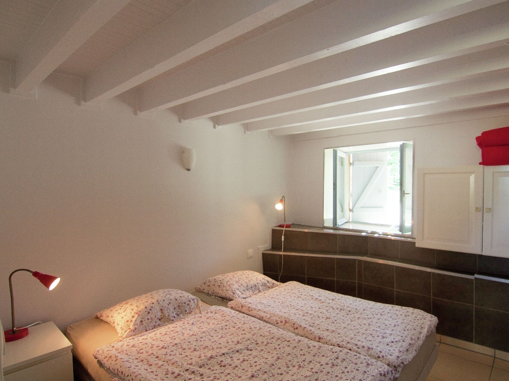 Cottage photo 2