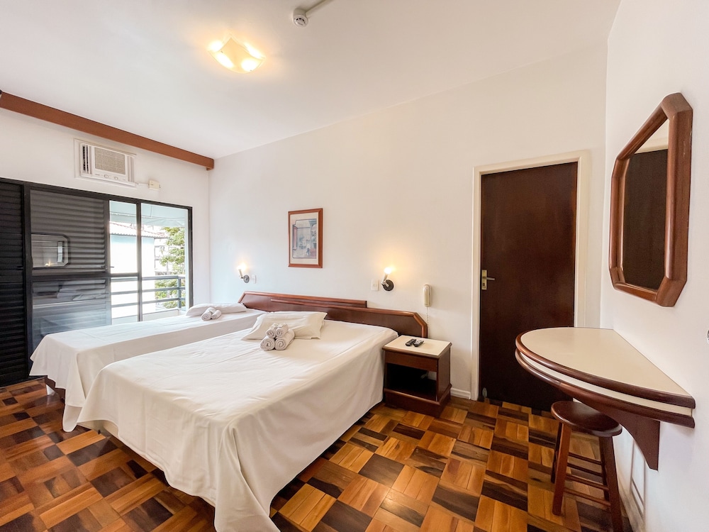 Deluxe Room, City View photo 1