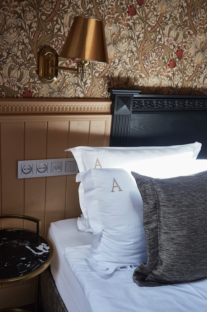 Standard Double or Twin Room photo 3