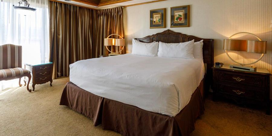 Parlor Suite photo 1