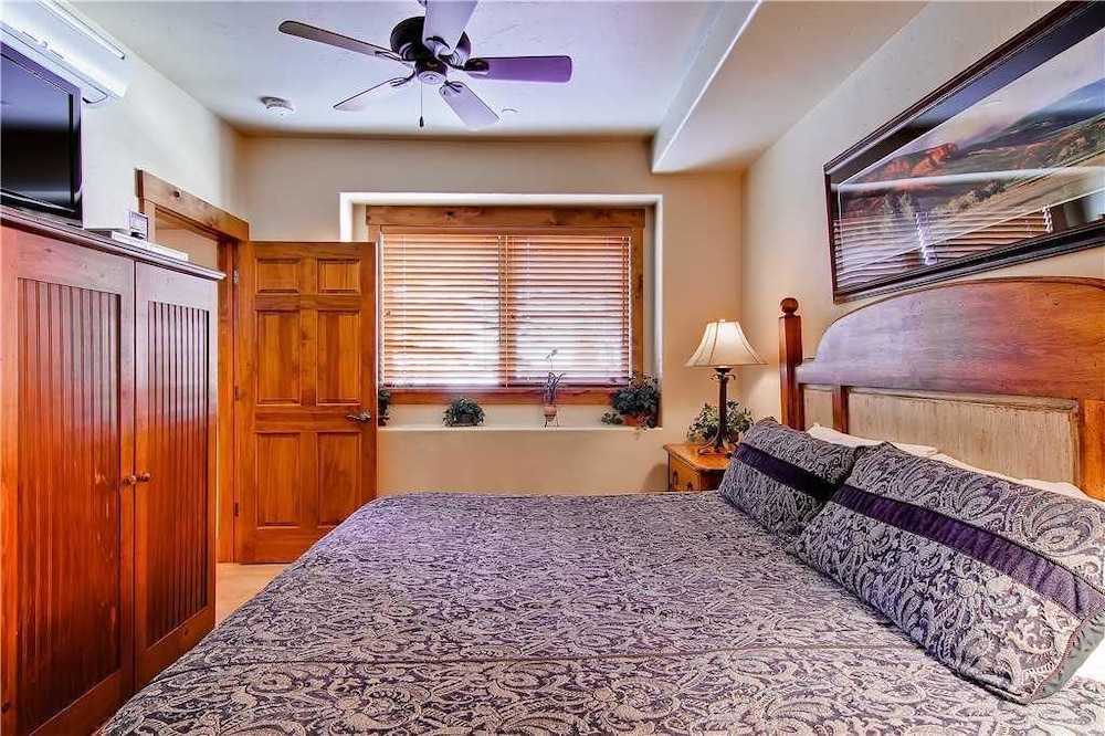 Condo, Multiple Beds (2310 Timberline Lodge, Trappeur's Cro) photo 3