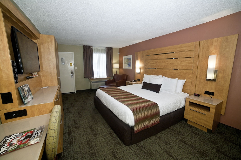Deluxe Room, 1 King Bed