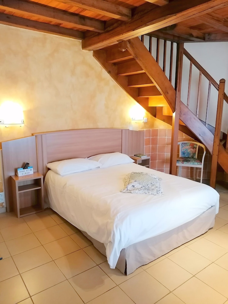 Family Suite - Photo 6