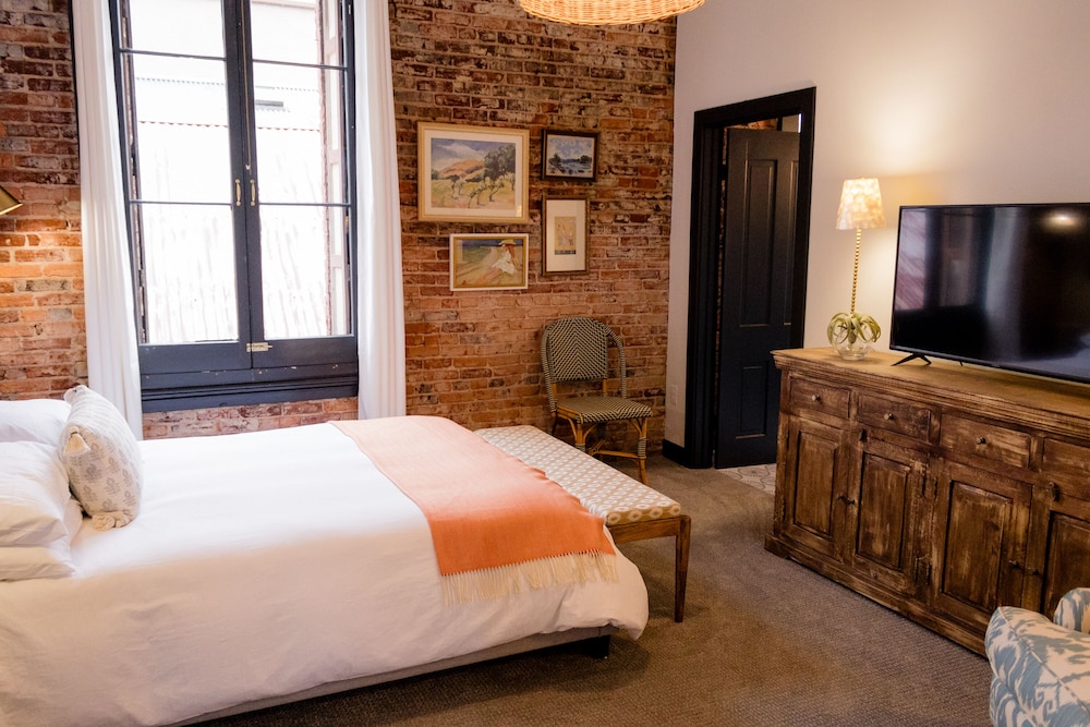 Comfort Single Room, 1 Queen Bed photo 1