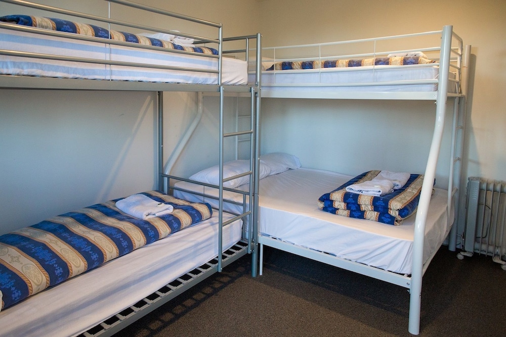 Shared Dormitory, Mixed Dorm, Shared Bathroom (8 Beds) photo 1