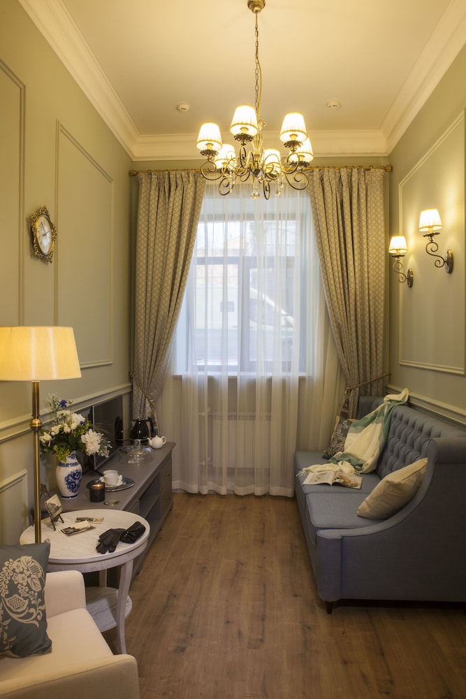 Suite (Petr Alabin) photo 3
