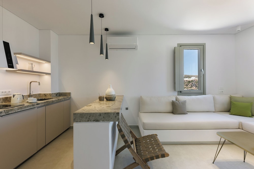 Family Suite, 1 Bedroom, Terrace, Sea View photo 3