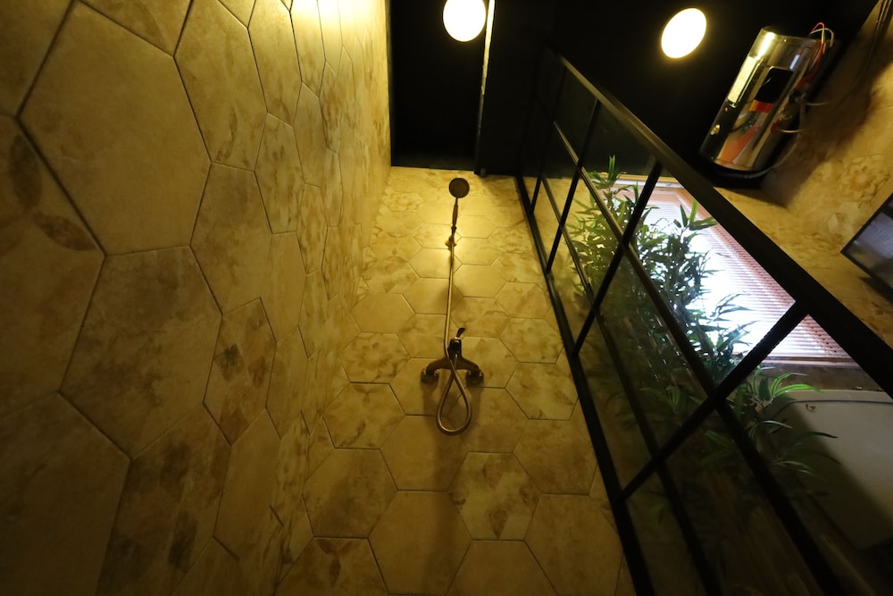 Classic Double Room - Photo 8