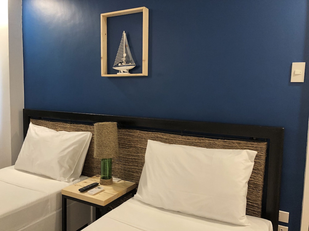 Standard Twin Room photo 2